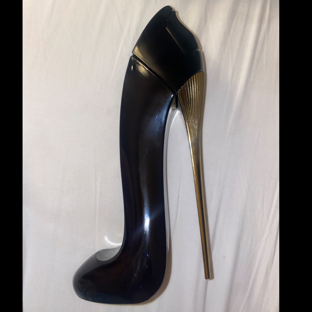 Carolina Herrera good girl perfume
